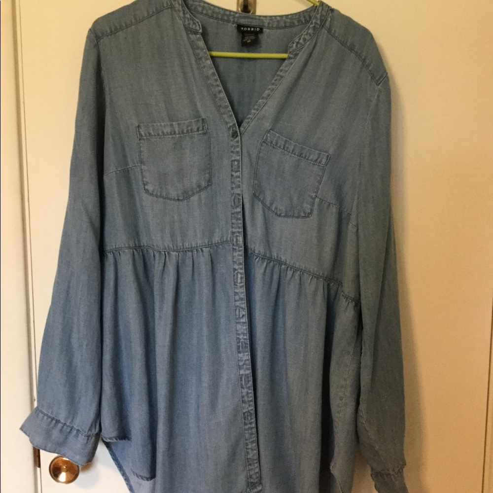 Torrid cambray top
